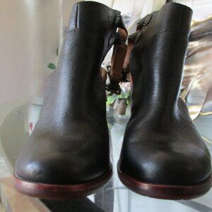 Kork-EASE the original since 1953 size 7 1/2 color black
